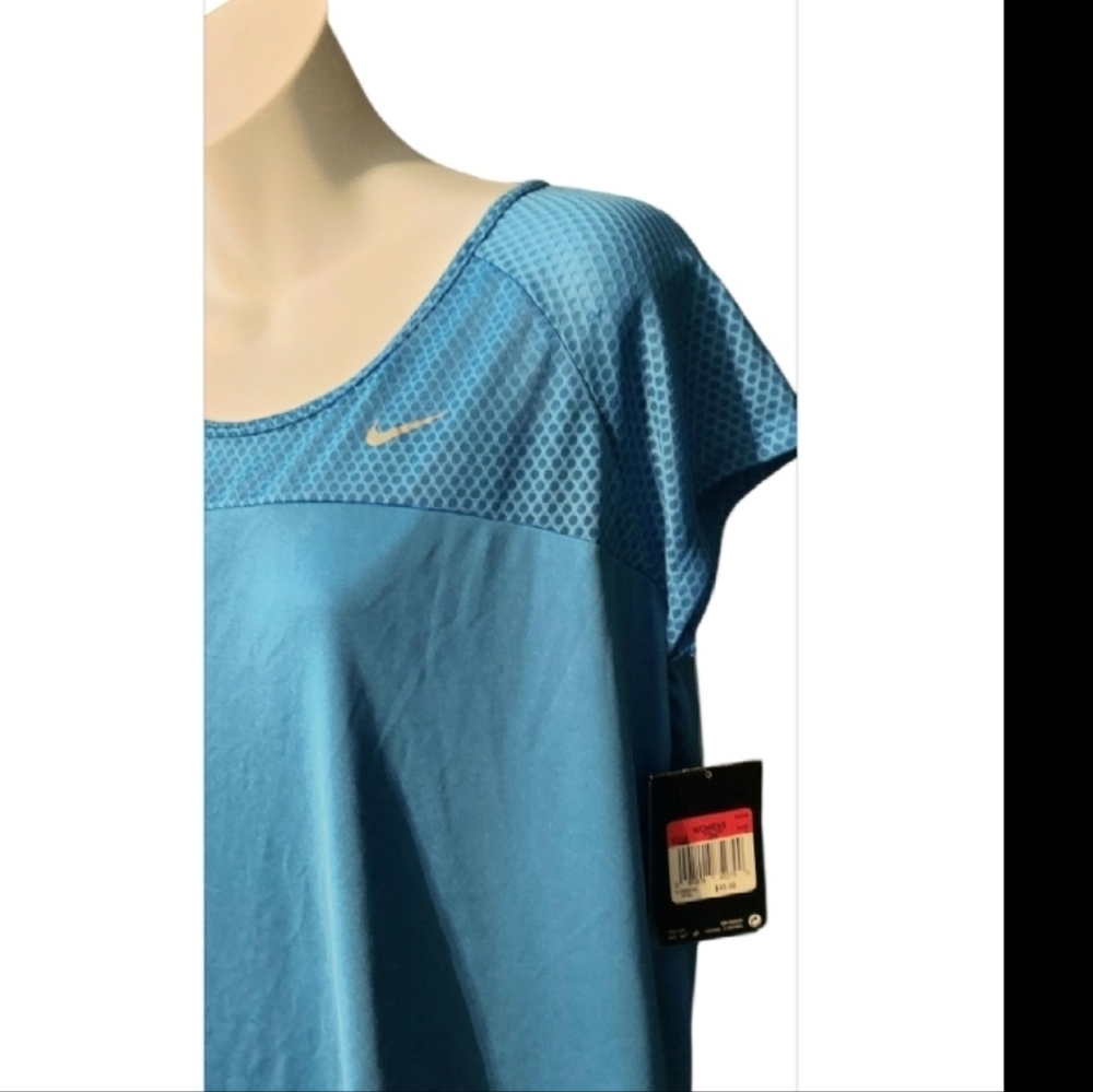 NWT Nike Running Women's Short Sleeve Blue Top ~sz Large - Picture 2 of 7